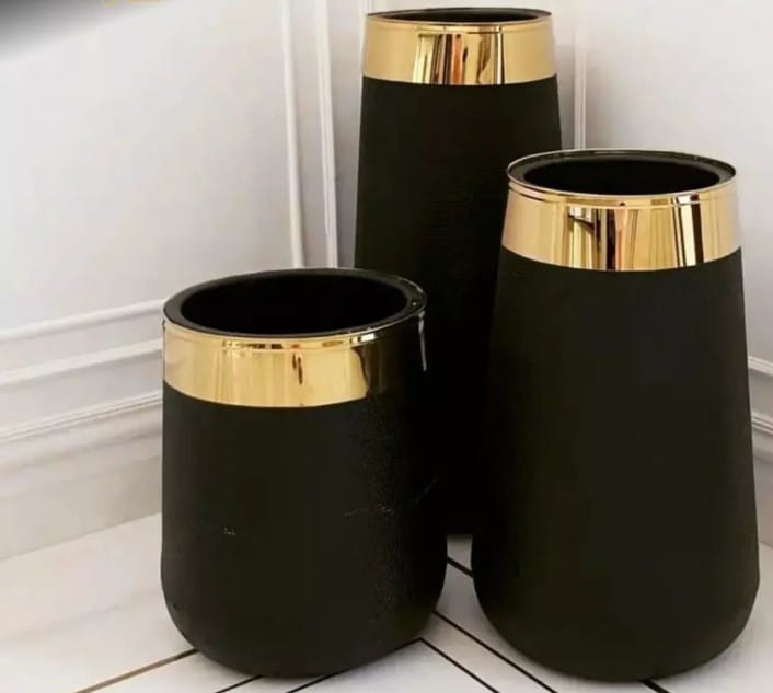 Black Plastic Flower Pot with Elegant Golden Border