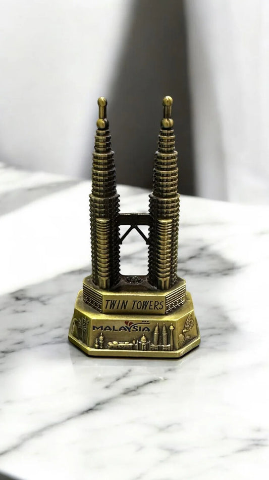 Malaysia Twin Tower Table Decor