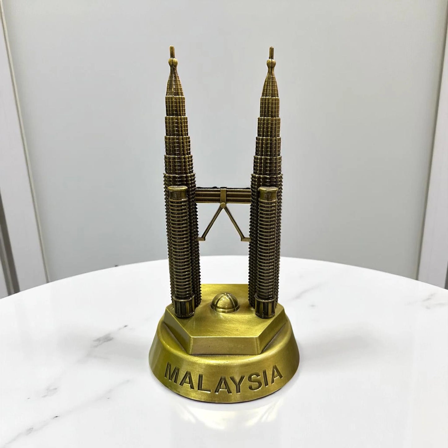 Malaysia Twin Tower Table Decor