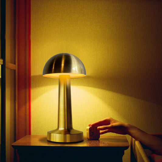 Mushroom Shape Retro Style LED Metal Lamp