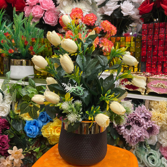 Planter Plastic Pot with flowers