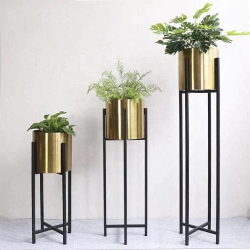 Planter stand with pot without plant